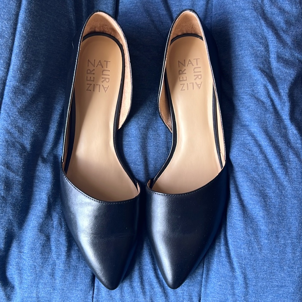 Women’s Black Flats
